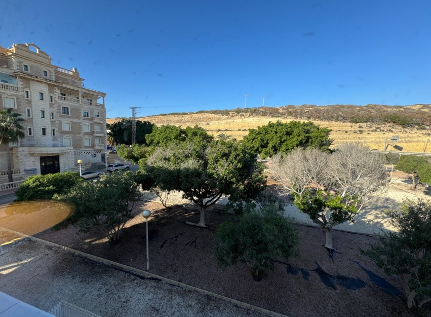 Herverkoop - Apartment - Guardamar del Segura - El Moncayo