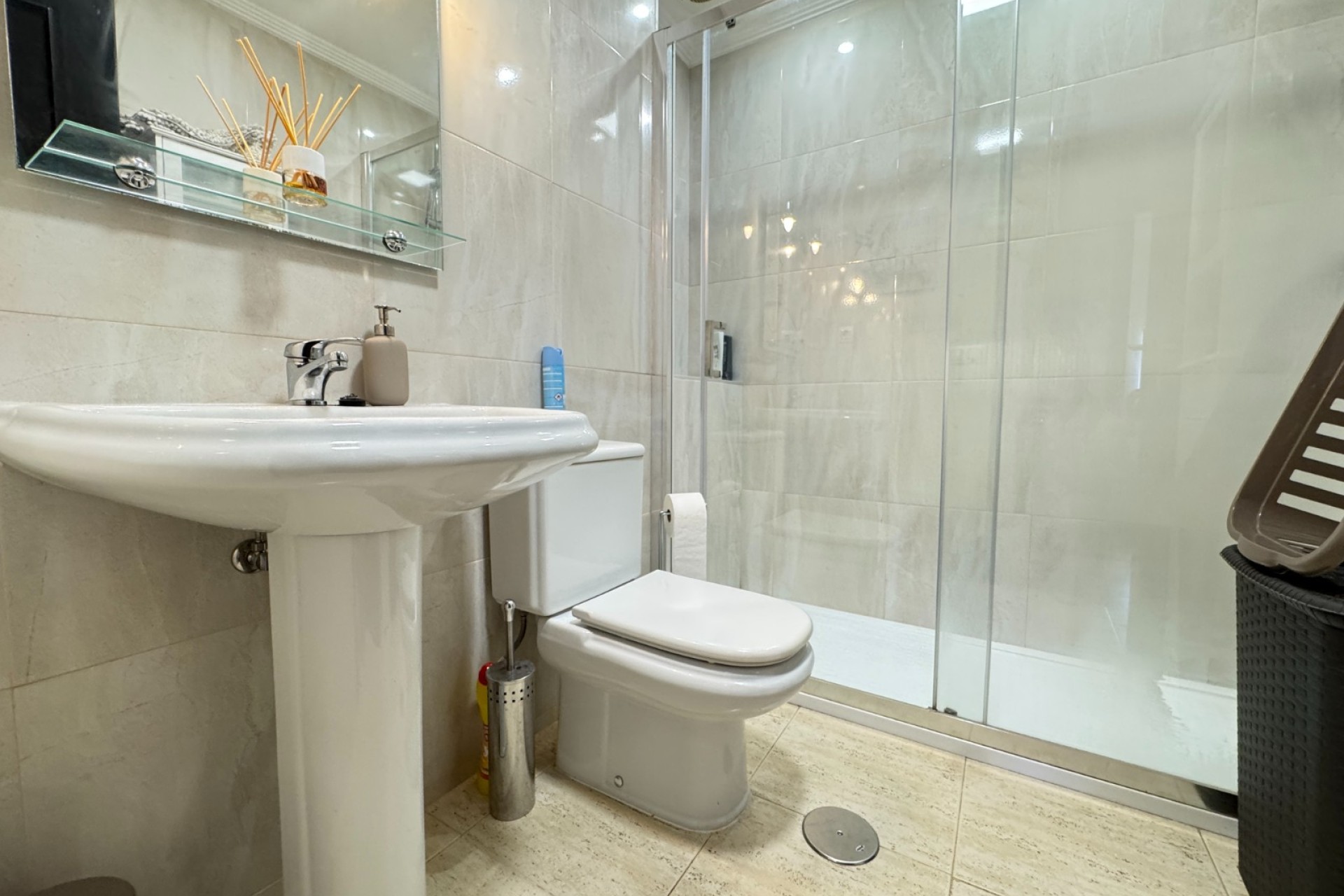 Herverkoop - Apartment - Guardamar del Segura - El Moncayo