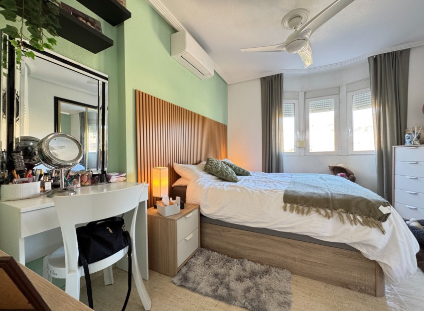 Herverkoop - Apartment - Guardamar del Segura - El Moncayo