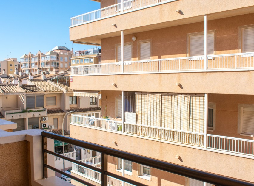 Herverkoop - Apartment - Guardamar del Segura - Urbanizaciones