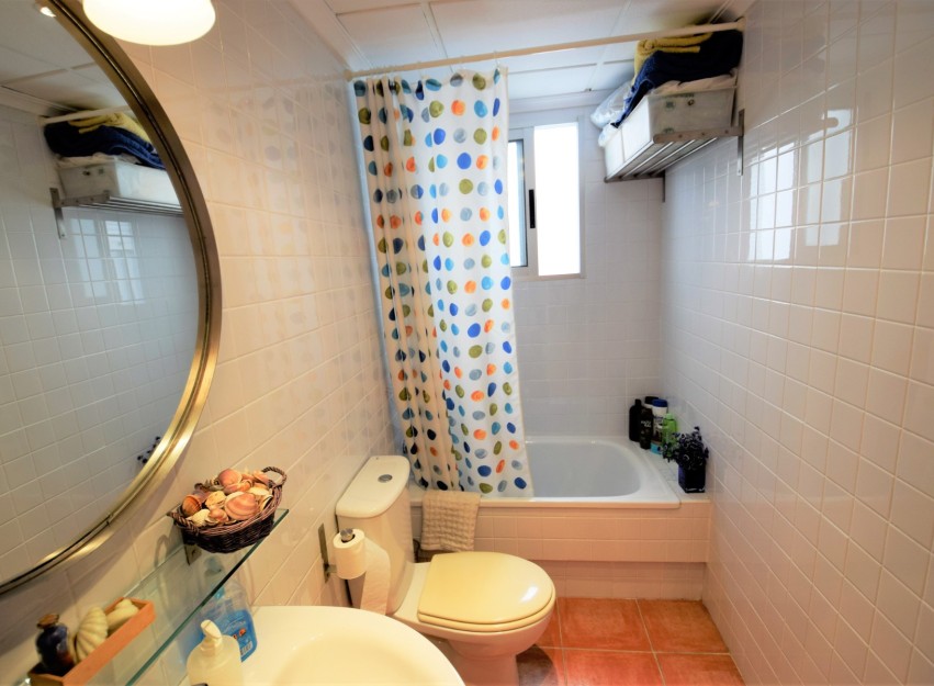 Herverkoop - Apartment - Guardamar del Segura