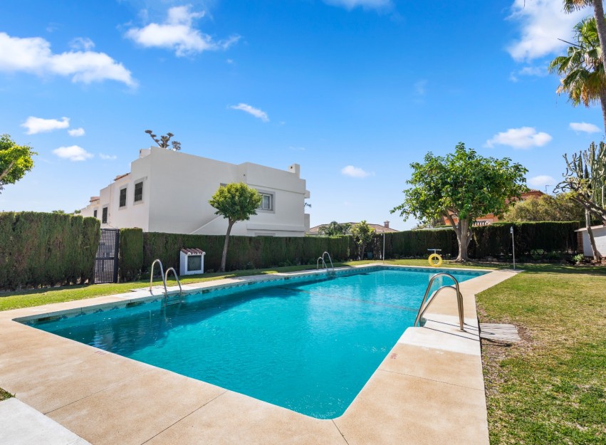 Herverkoop - Apartment - Marbella - Nueva Andalucía