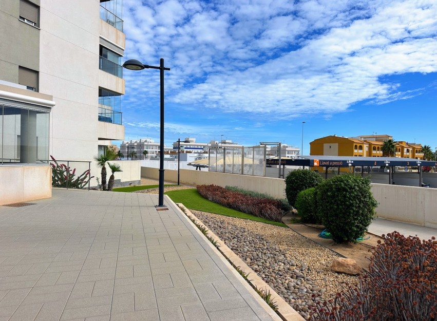 Herverkoop - Apartment - Orihuela Costa - La Zenia