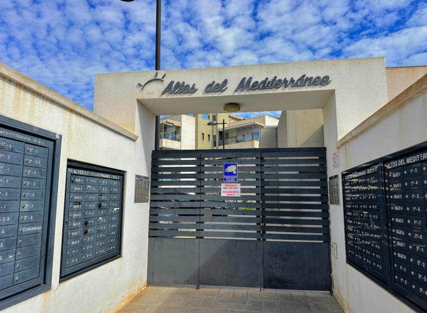Herverkoop - Apartment - Orihuela Costa - La Zenia