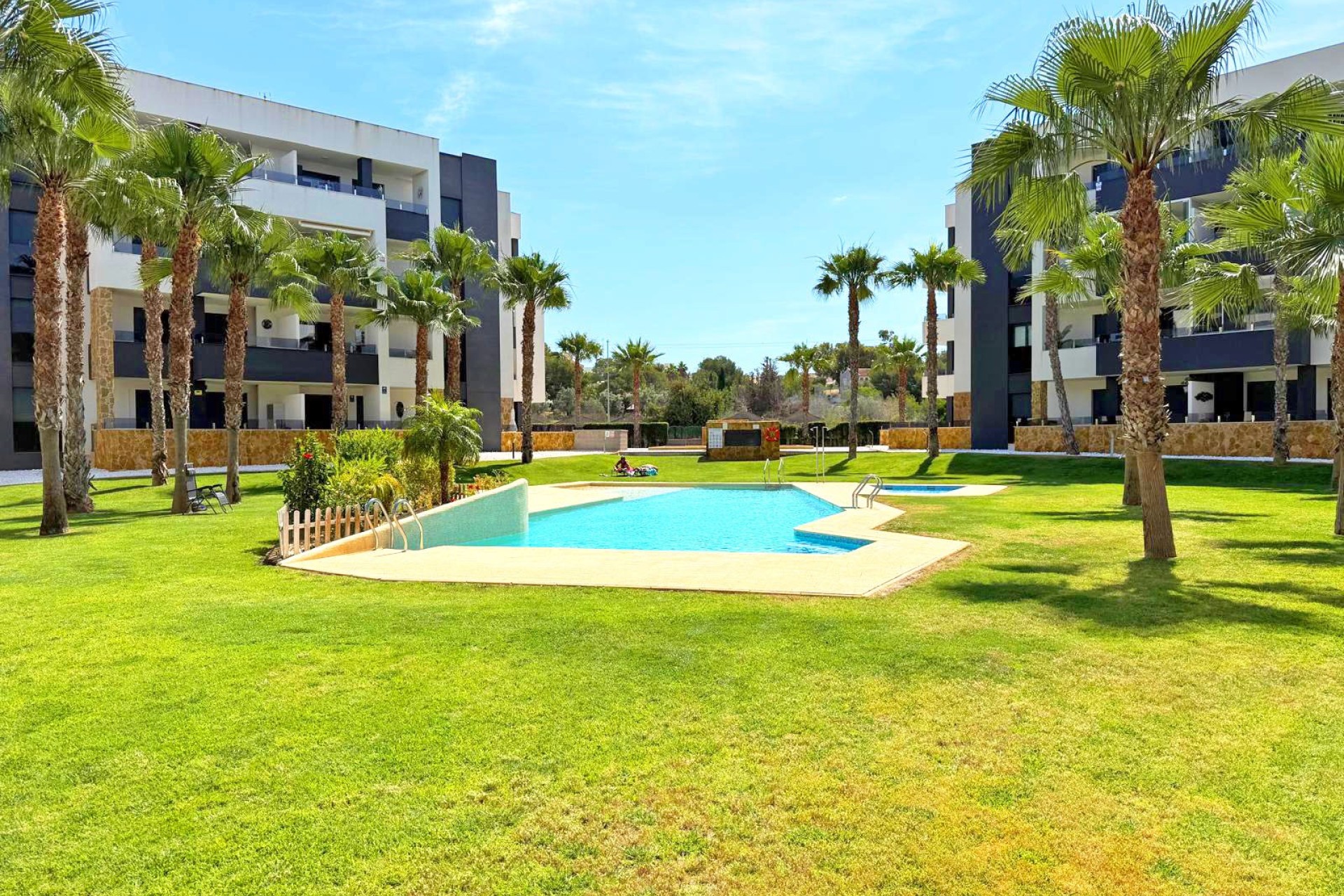 Herverkoop - Apartment - Orihuela Costa - Los Altos