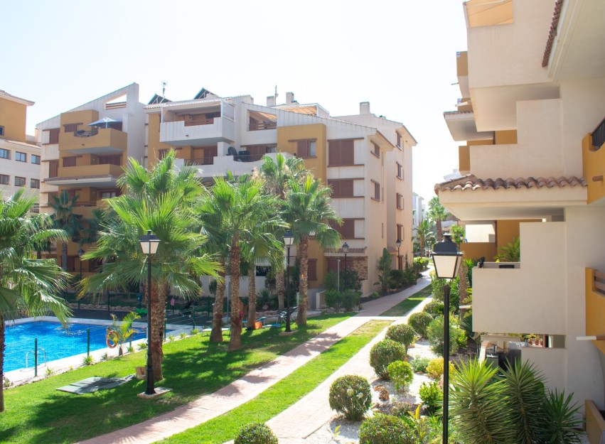 Herverkoop - Apartment - Orihuela Costa - Punta Prima