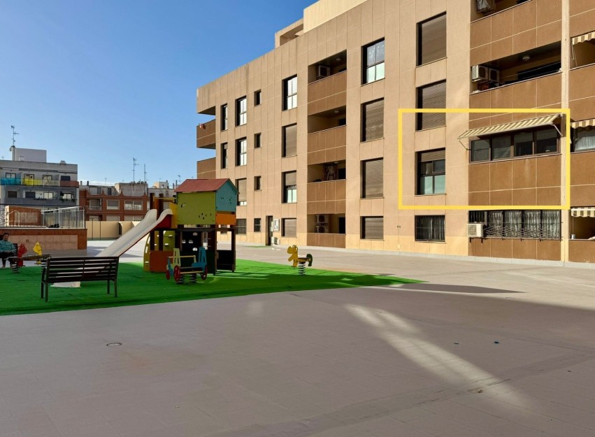 Herverkoop - Apartment - Torrevieja - Centro