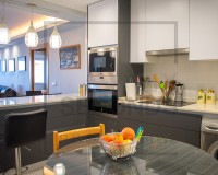 Herverkoop - Apartment - Torrevieja - Playa del Cura