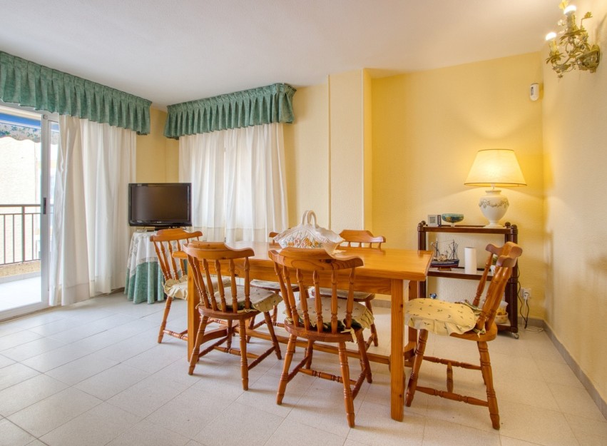 Herverkoop - Apartment - Torrevieja - Playa del Cura