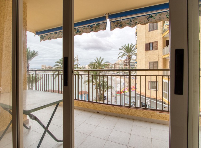 Herverkoop - Apartment - Torrevieja - Playa del Cura