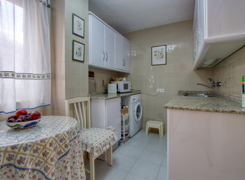 Herverkoop - Apartment - Torrevieja - Playa del Cura