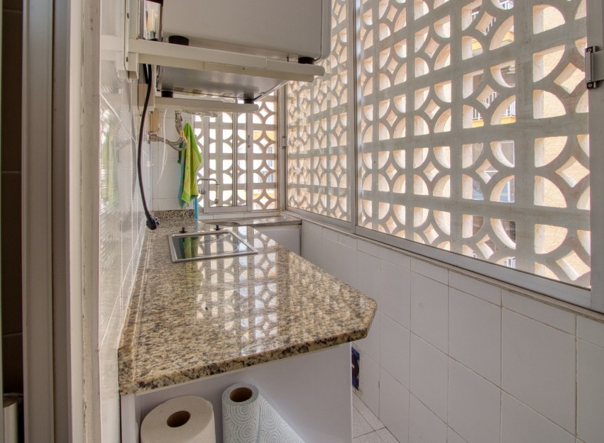 Herverkoop - Apartment - Torrevieja - Playa del Cura