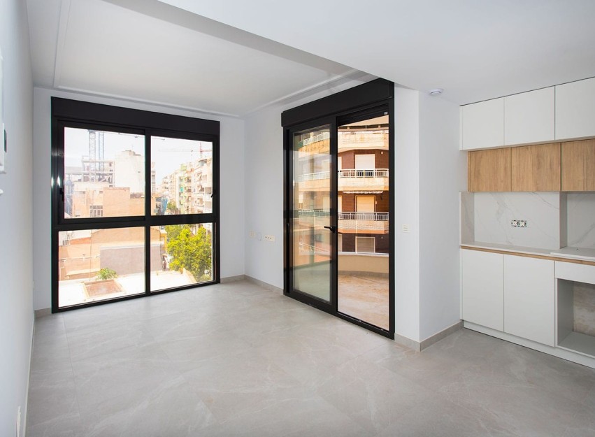 Herverkoop - Apartment - Torrevieja - Playa del Cura