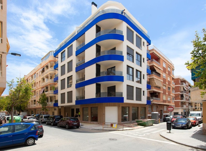 Herverkoop - Apartment - Torrevieja - Playa del Cura