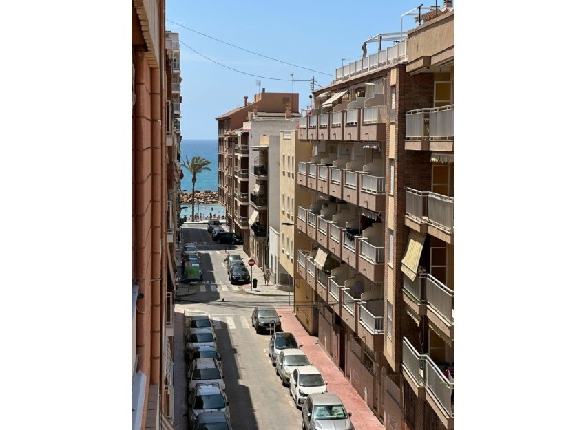 Herverkoop - Apartment - Torrevieja - Playa del Cura