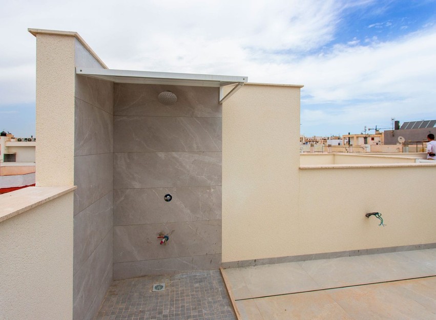 Herverkoop - Apartment - Torrevieja - Playa del Cura