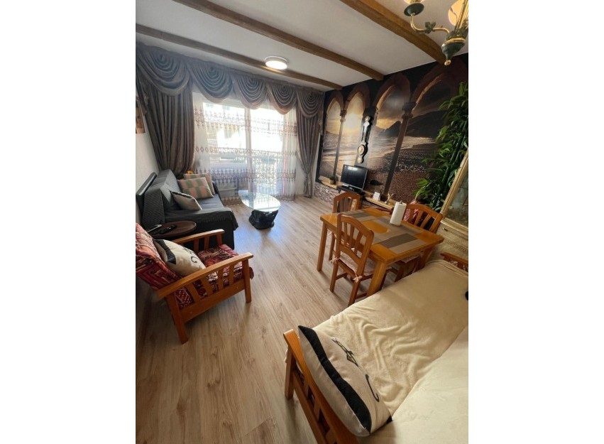Herverkoop - Apartment - Torrevieja - Playa del Cura
