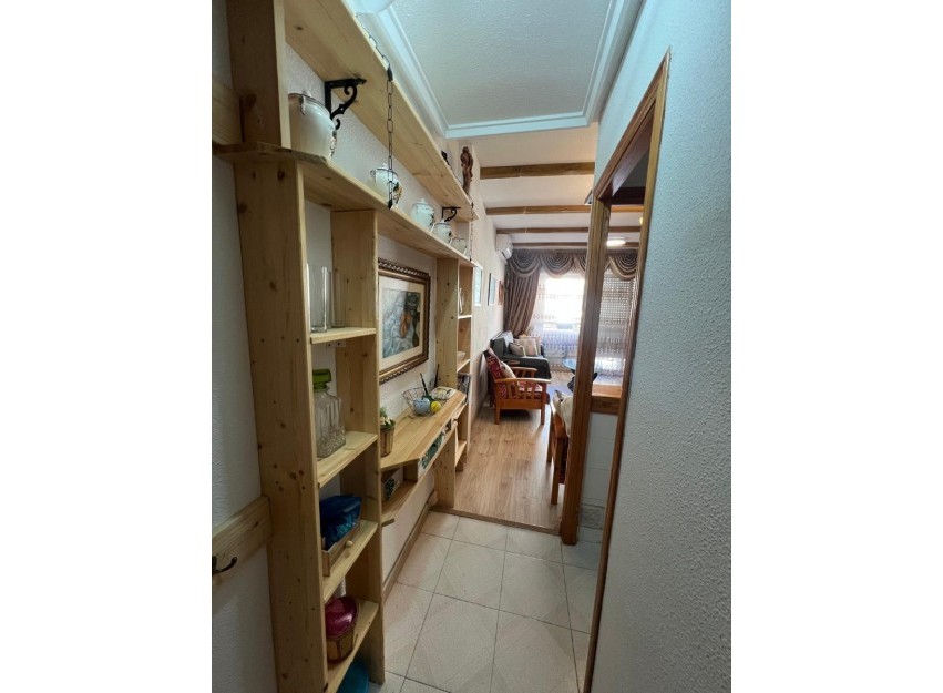 Herverkoop - Apartment - Torrevieja - Playa del Cura
