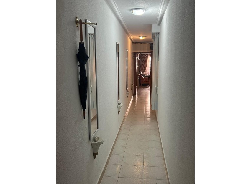 Herverkoop - Apartment - Torrevieja - Playa del Cura