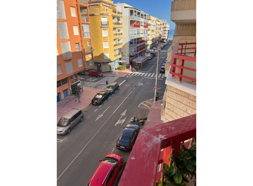 Herverkoop - Apartment - Torrevieja - Playa del Cura