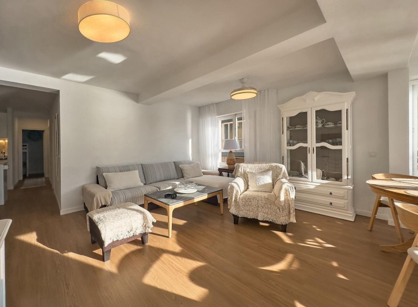 Herverkoop - Apartment - Torrevieja - Playa del Cura