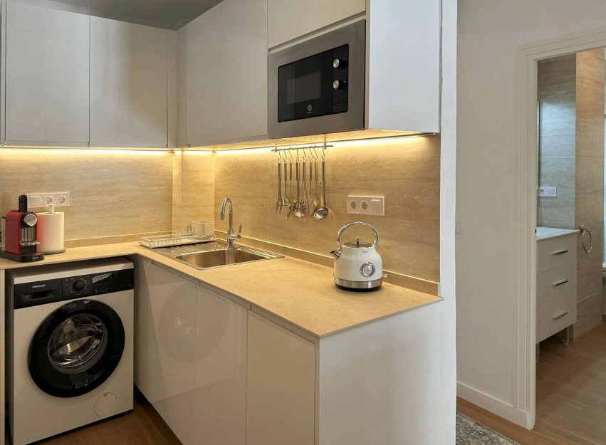 Herverkoop - Apartment - Torrevieja - Playa del Cura