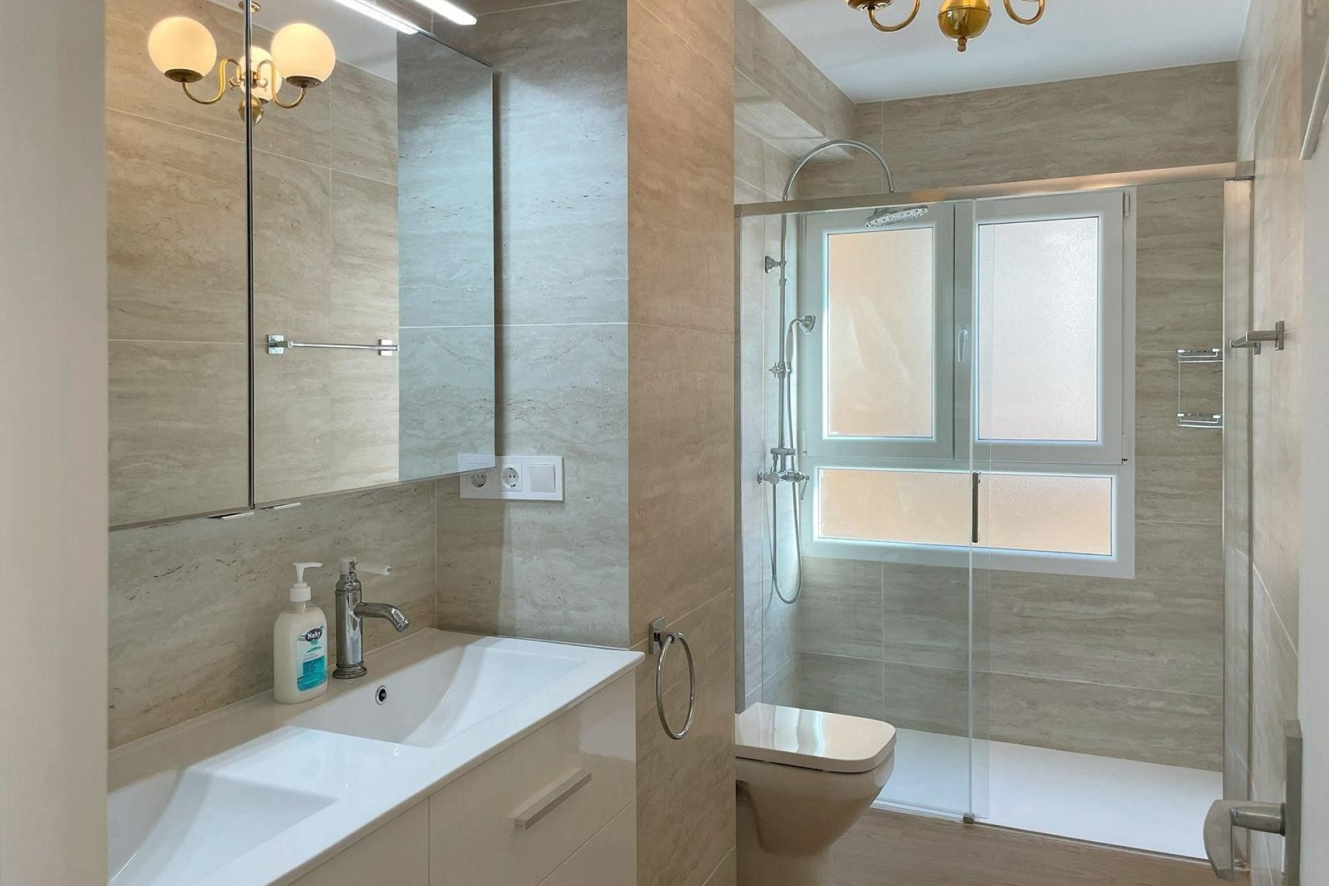 Herverkoop - Apartment - Torrevieja - Playa del Cura