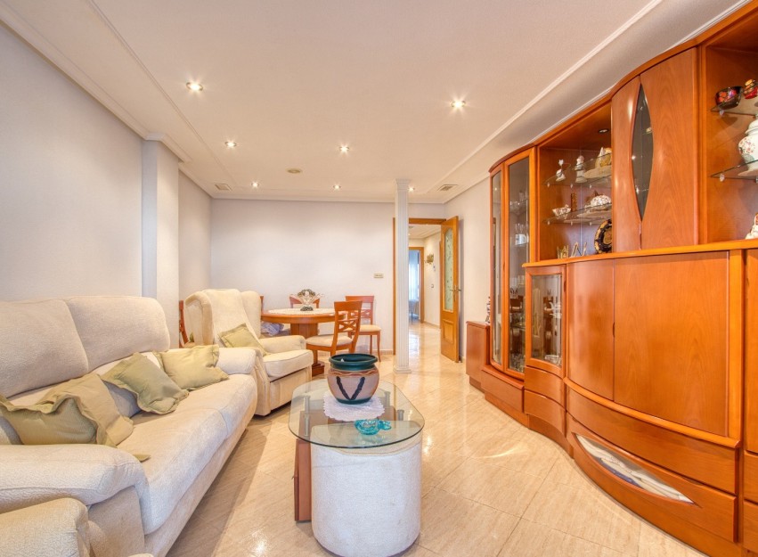 Herverkoop - Apartment - Torrevieja - Playa del Cura