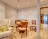 Herverkoop - Apartment - Torrevieja - Playa del Cura