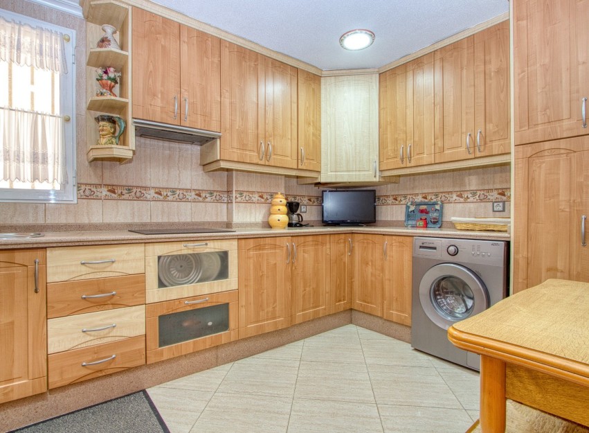 Herverkoop - Apartment - Torrevieja - Playa del Cura