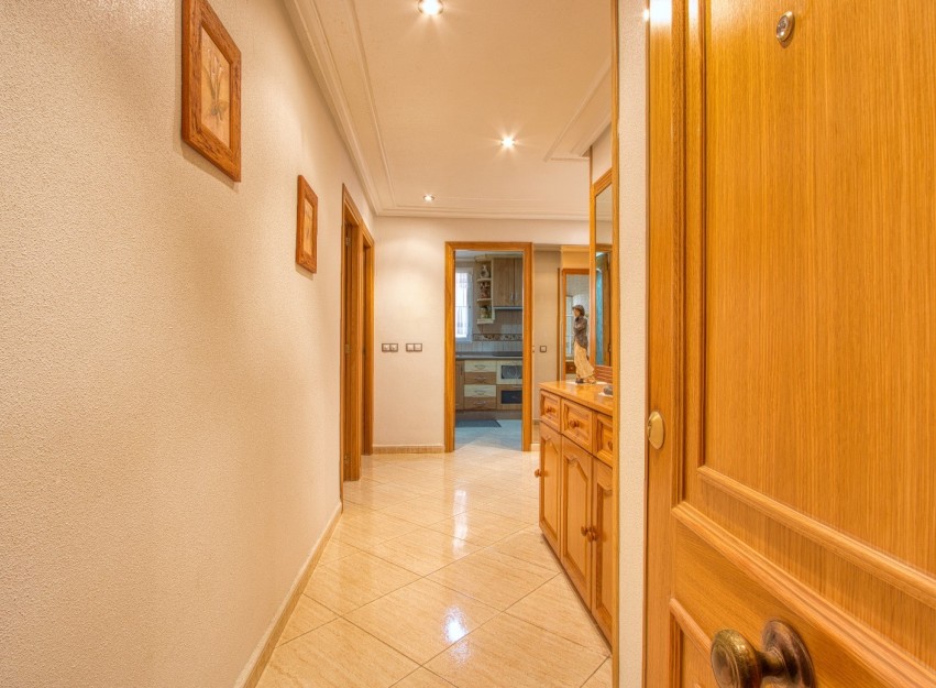 Herverkoop - Apartment - Torrevieja - Playa del Cura