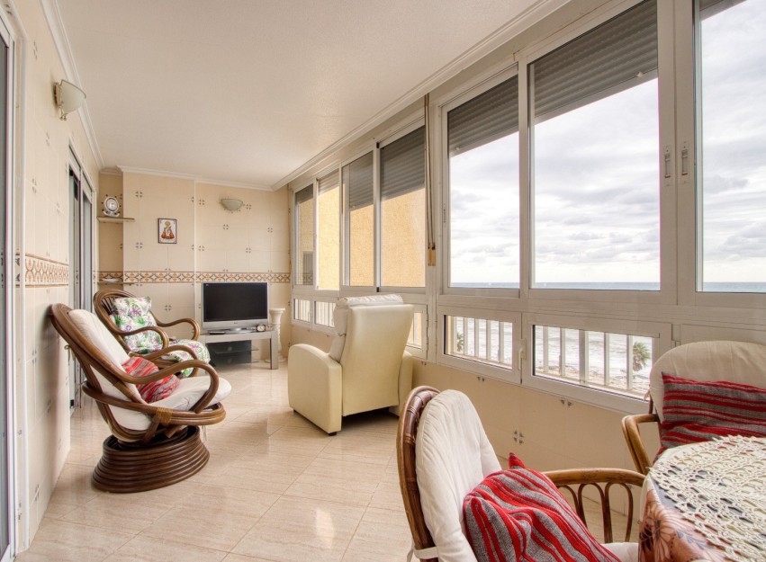 Herverkoop - Apartment - Torrevieja - Playa del Cura