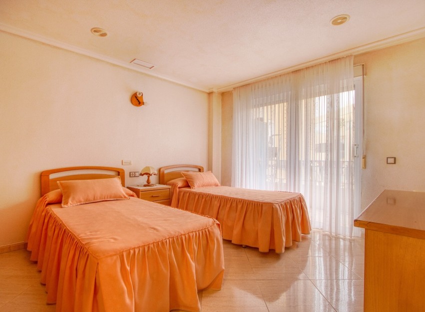 Herverkoop - Apartment - Torrevieja - Playa del Cura
