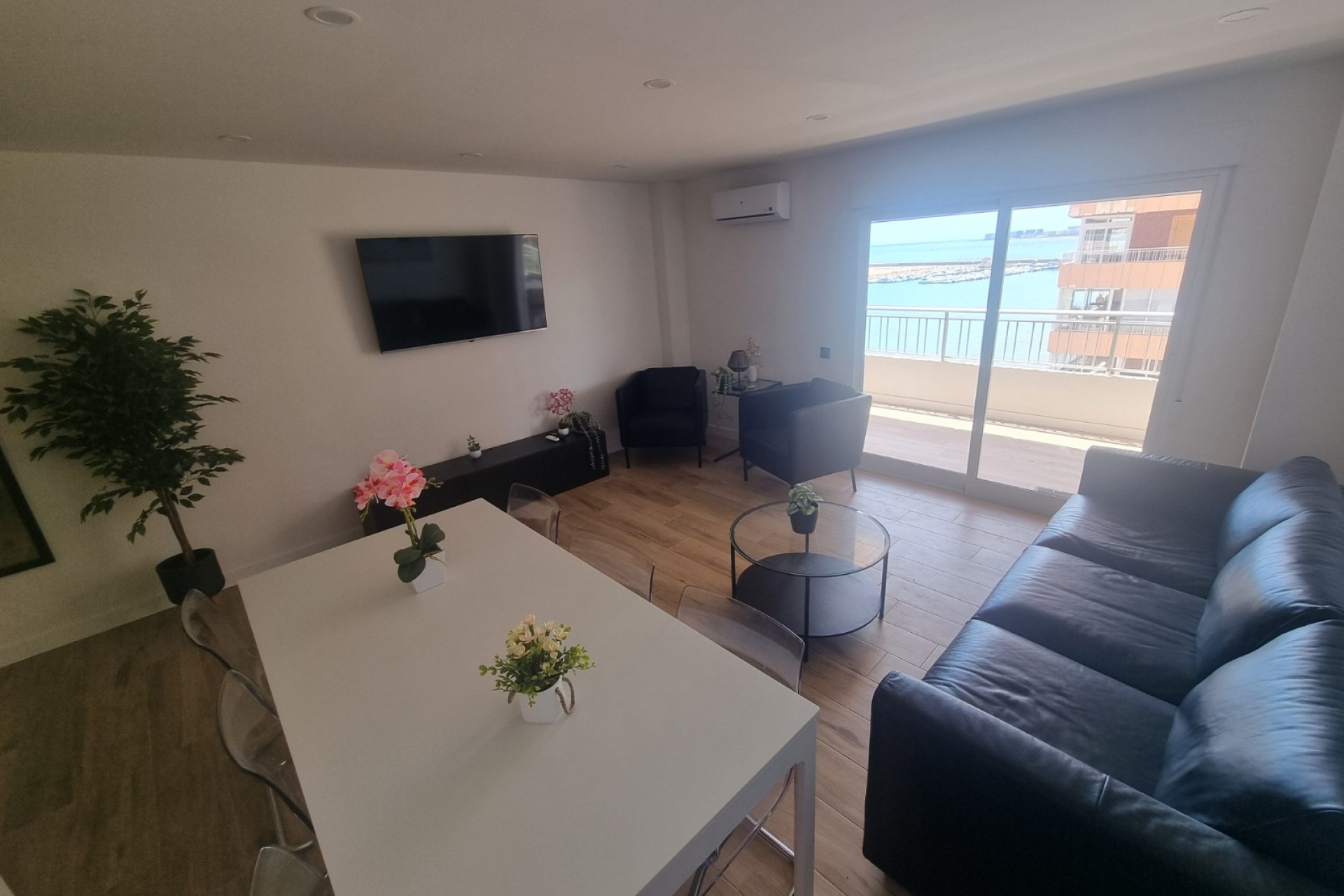 Herverkoop - Apartment - Torrevieja - Playa del Cura