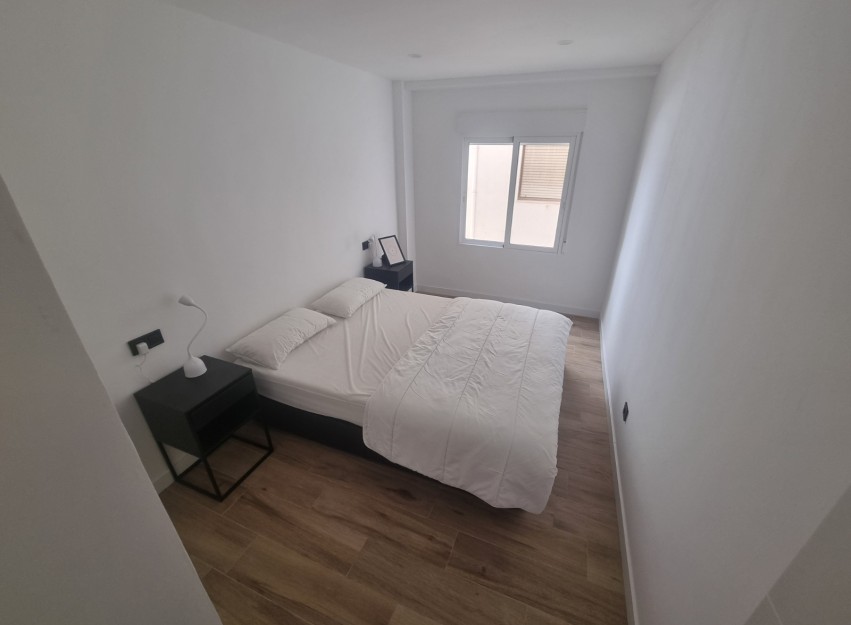 Herverkoop - Apartment - Torrevieja - Playa del Cura