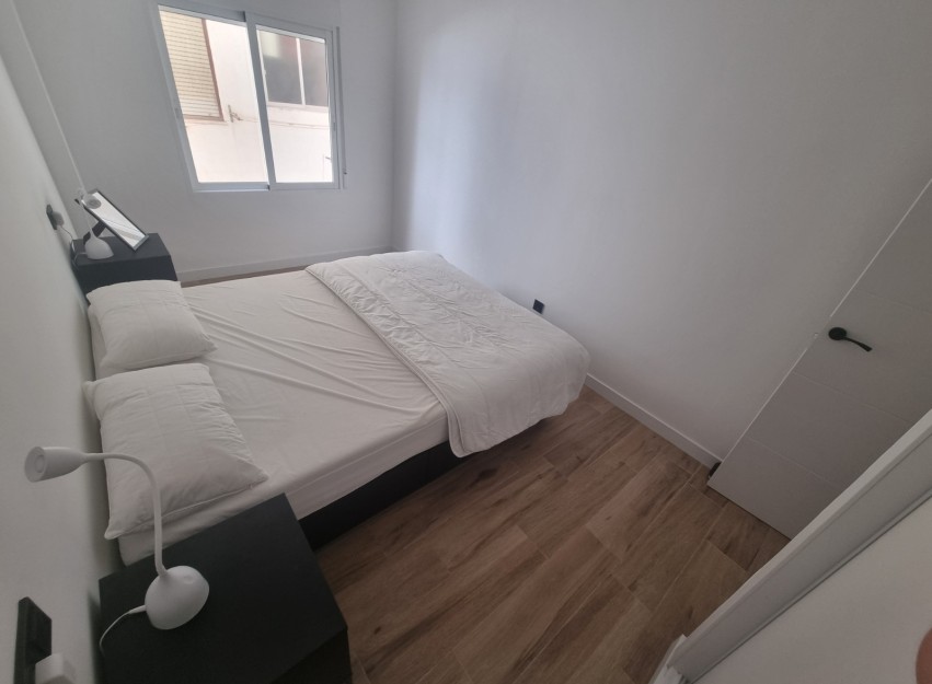 Herverkoop - Apartment - Torrevieja - Playa del Cura