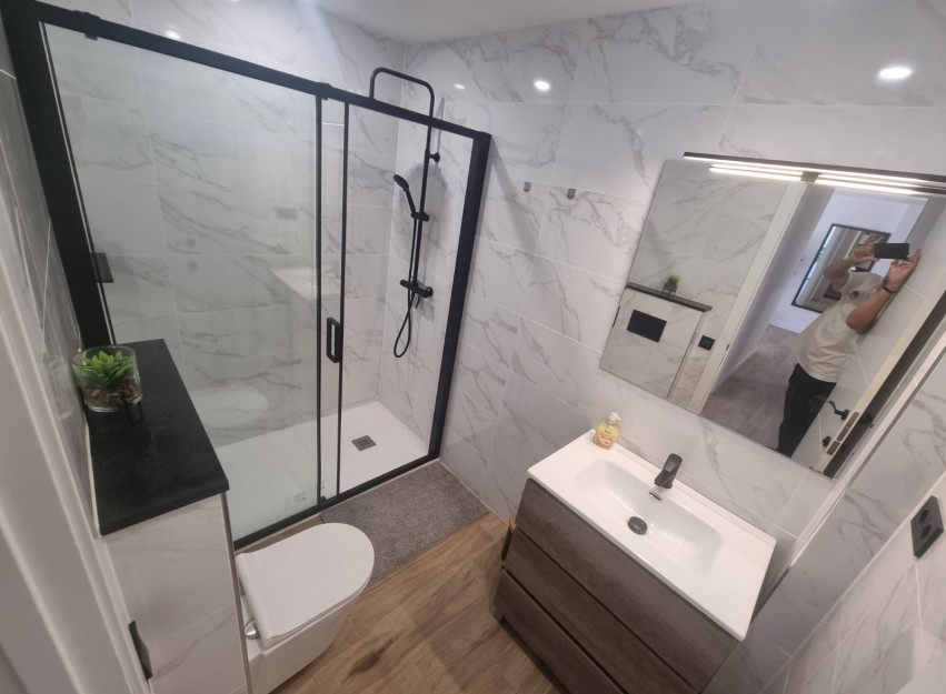 Herverkoop - Apartment - Torrevieja - Playa del Cura