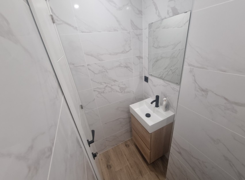 Herverkoop - Apartment - Torrevieja - Playa del Cura