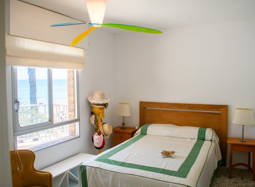Herverkoop - Apartment - Torrevieja - Playa del Cura
