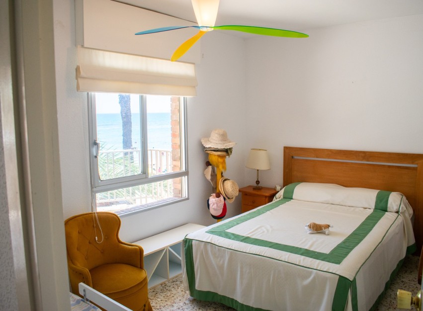 Herverkoop - Apartment - Torrevieja - Playa del Cura