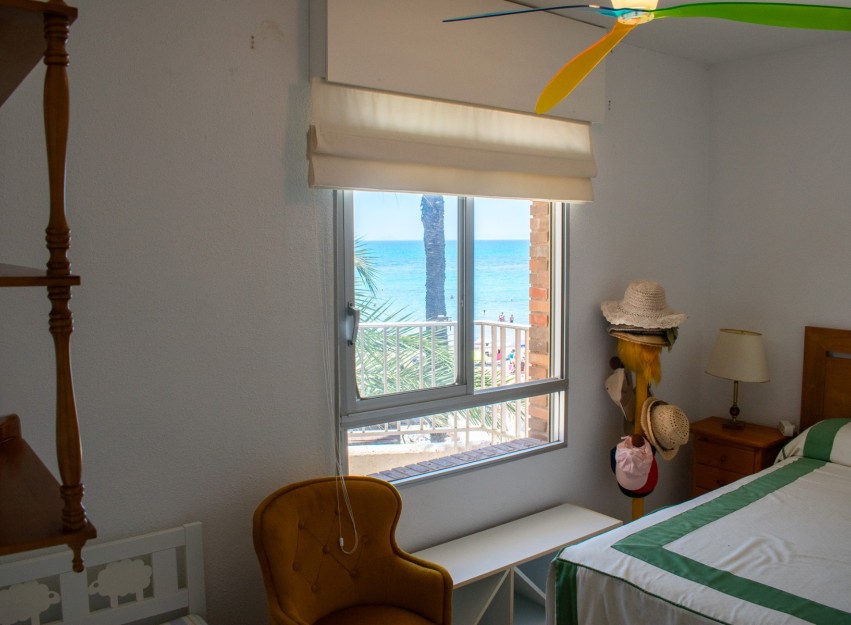 Herverkoop - Apartment - Torrevieja - Playa del Cura