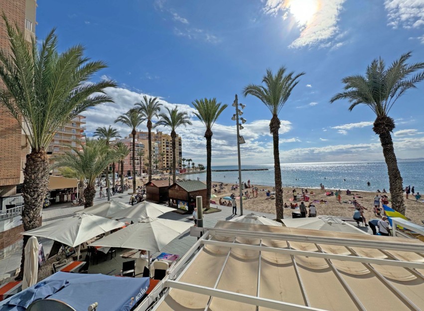 Herverkoop - Apartment - Torrevieja - Playa del Cura