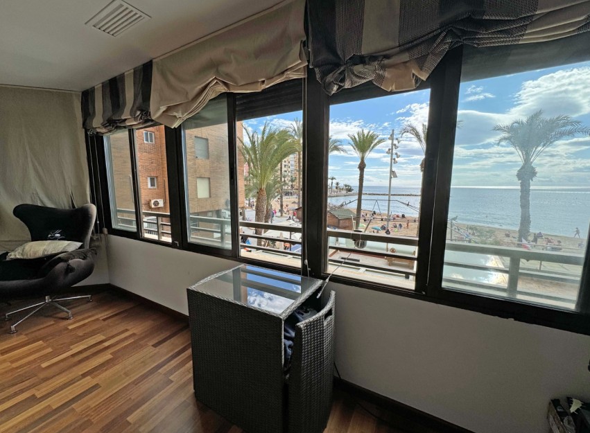 Herverkoop - Apartment - Torrevieja - Playa del Cura