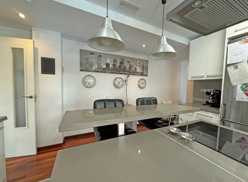 Herverkoop - Apartment - Torrevieja - Playa del Cura