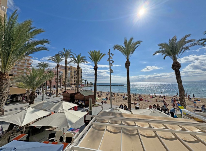 Herverkoop - Apartment - Torrevieja - Playa del Cura