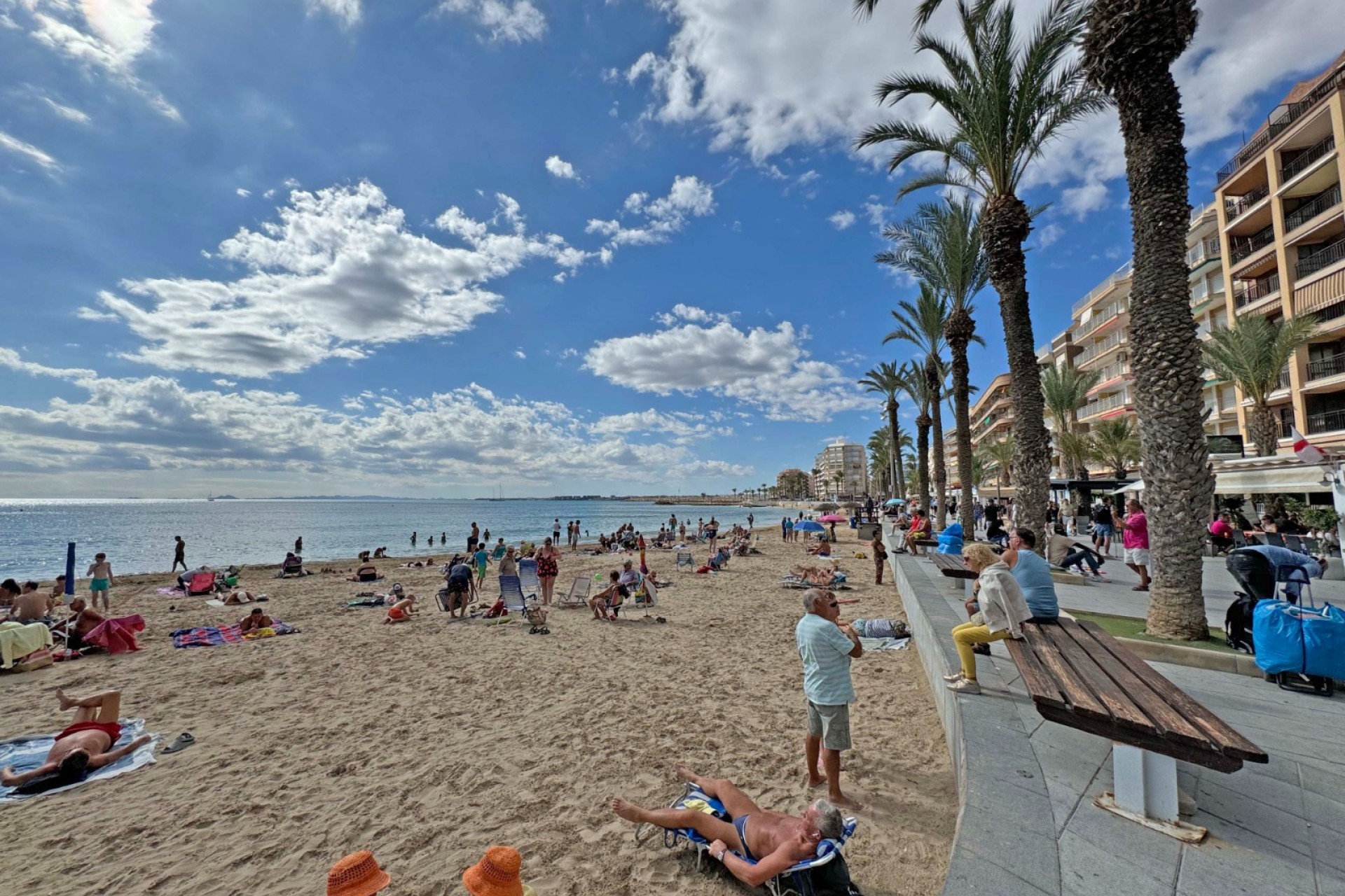 Herverkoop - Apartment - Torrevieja - Playa del Cura