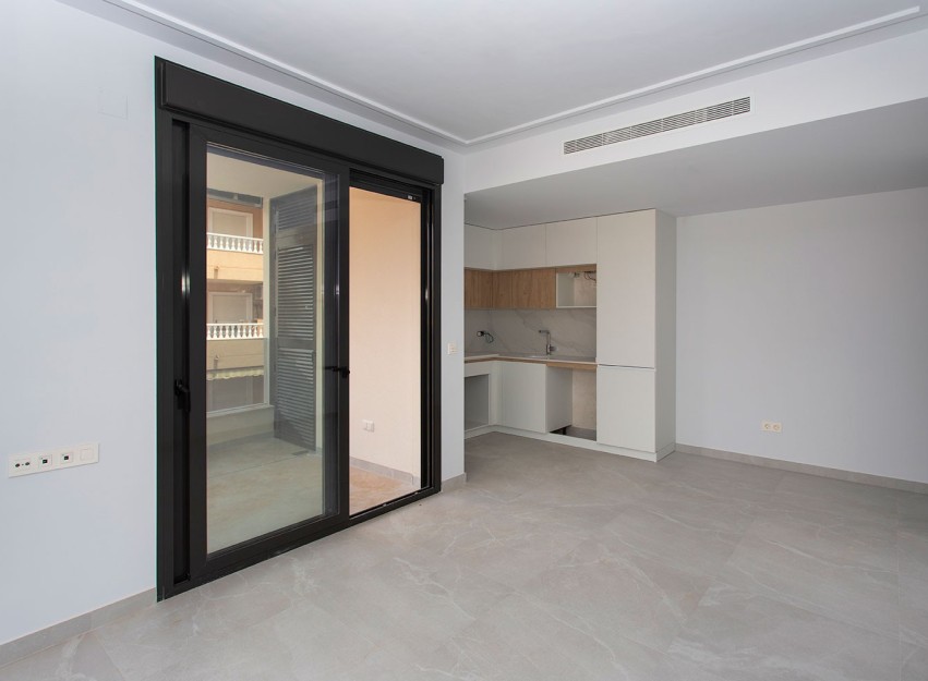 Herverkoop - Apartment - Torrevieja - Playa del Cura