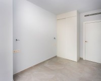 Herverkoop - Apartment - Torrevieja - Playa del Cura