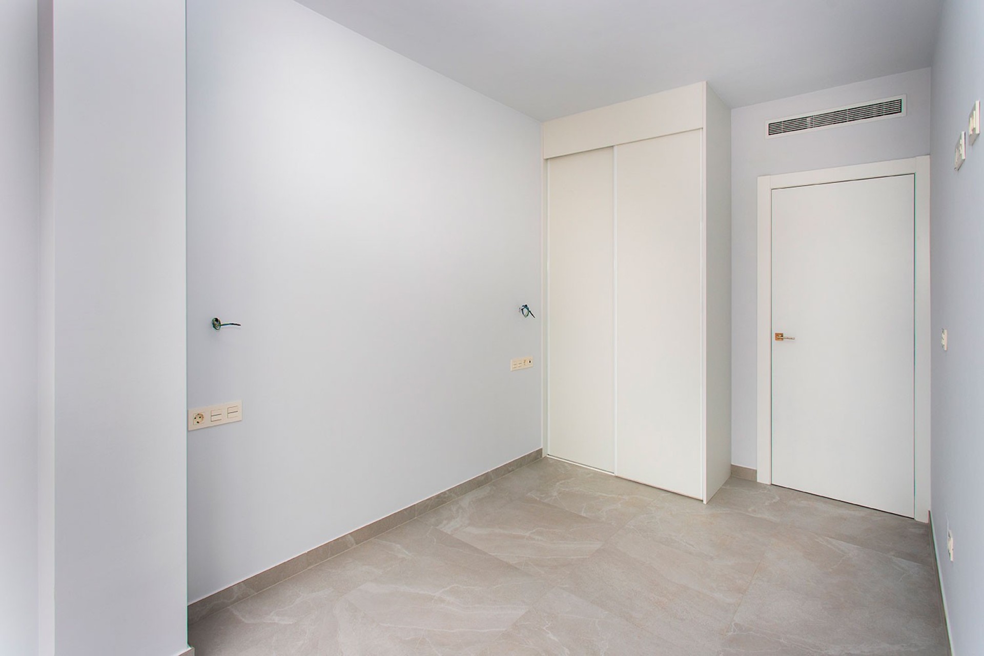 Herverkoop - Apartment - Torrevieja - Playa del Cura