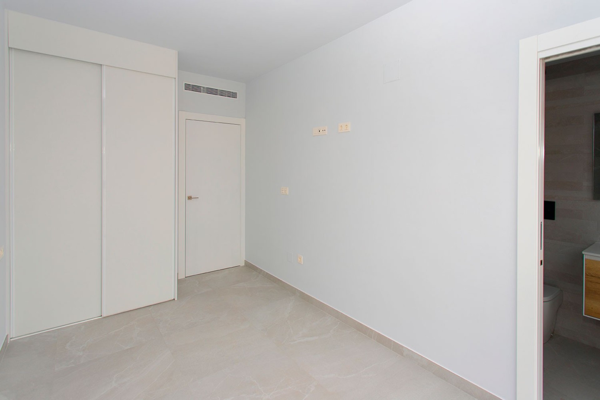 Herverkoop - Apartment - Torrevieja - Playa del Cura